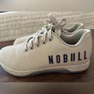 NoBull Women’s  size 6.5 never worn CrossFit trainers- beige